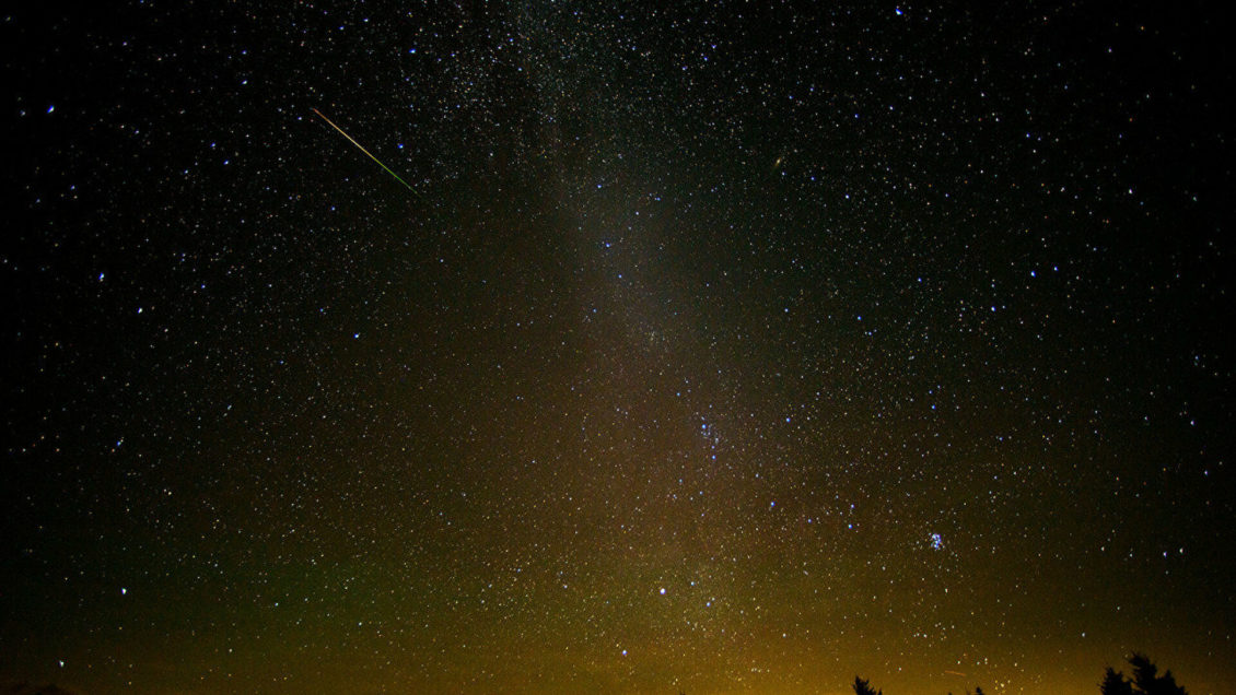 Астроном рассказал, как увидеть метеорный поток Майские Аквариды Астроном рассказал, как увидеть метеорный поток Майские Аквариды