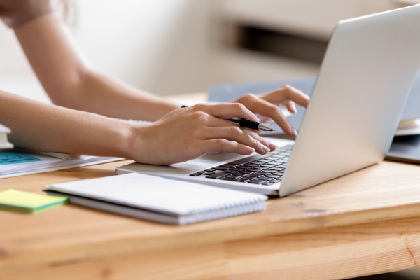 Госдума поддержала штрафы для СМИ за неуказание статуса террористов