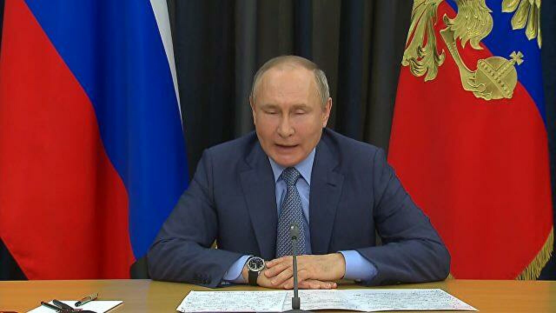 Путин 21 год назад впервые вступил в должность президента России