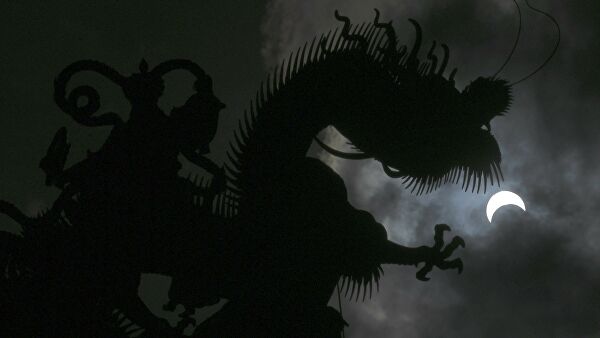 Россияне смогут увидеть первое за 55 лет кольцеобразное затмение Солнца Россияне смогут увидеть первое за 55 лет кольцеобразное затмение Солнца