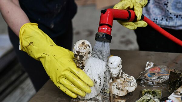 Власти подсчитали предварительный ущерб населению от подтоплений в Крыму Власти подсчитали предварительный ущерб населению от подтоплений в Крыму