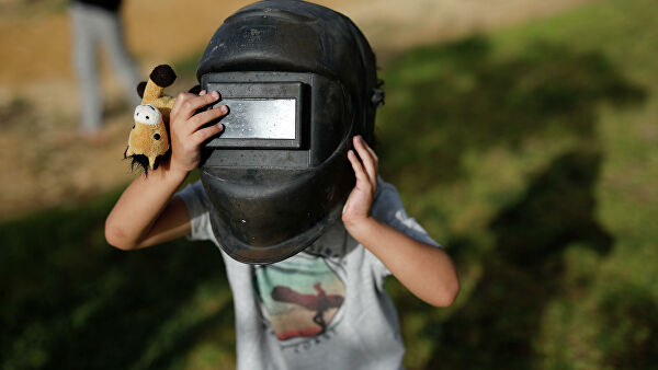 Россияне смогут увидеть первое за 55 лет кольцеобразное затмение Солнца Россияне смогут увидеть первое за 55 лет кольцеобразное затмение Солнца