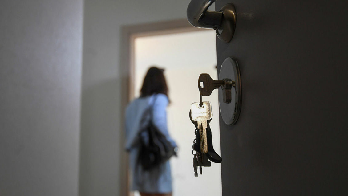 Путин поручил продлить действие льготной программы ипотеки