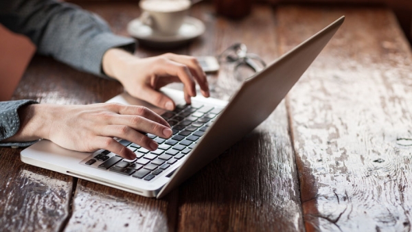 Большинство россиян тратят на подписки не более 300 рублей в месяц