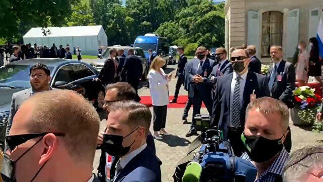 Захарова прокомментировала отсутствие российских журналистов на пресс-конференции Байдена