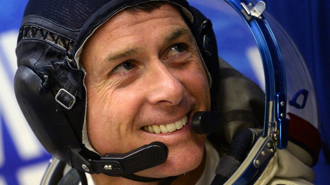 Астронавты на МКС вышли в открытый космос для установки солнечной батареи Астронавты на МКС вышли в открытый космос для установки солнечной батареи