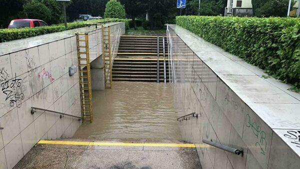 Число пострадавших от разгула стихии в Ялте выросло до 24 человек Число пострадавших от разгула стихии в Ялте выросло до 24 человек