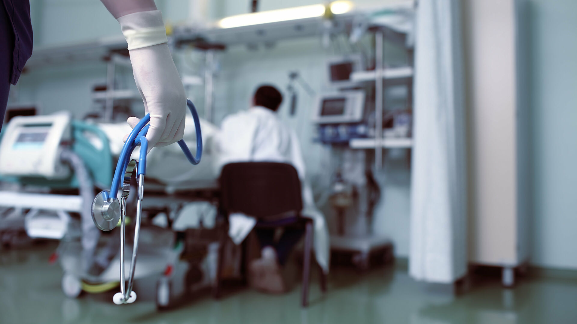 У депутата парламента Киргизии Торобая Зулпукарова оказался фальшивый диплом об образовании