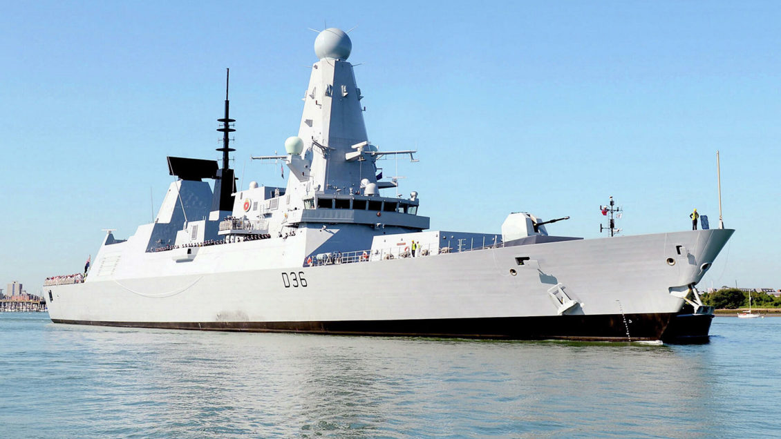 В Крыму назвали участие США в провокации с эсминцем Defender подлостью