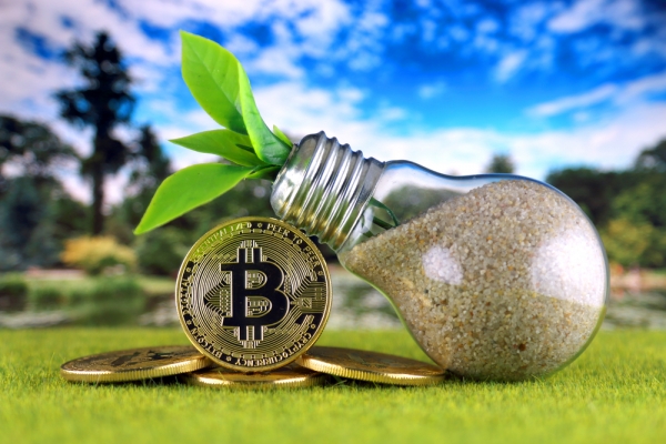 Доля &laquo;зеленой&raquo; энергии в майнинге биткойнов превысила 56%