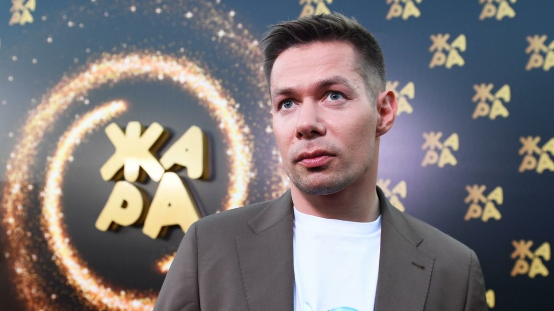 Избившая сына Стаса Пьехи требует уголовной ответственности для мальчика Избившая сына Стаса Пьехи требует уголовной ответственности для мальчика