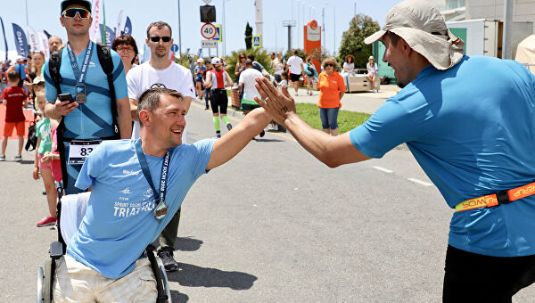 В России создали протез ноги, обученный нейросетью ходить В России создали протез ноги, обученный нейросетью ходить