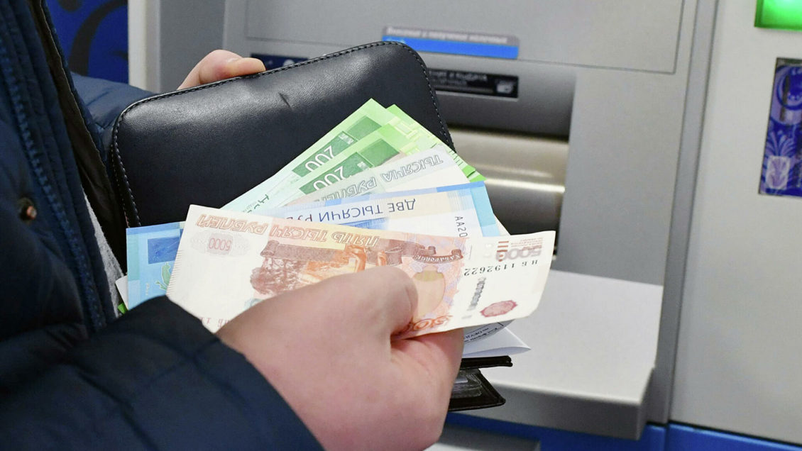Минтруд назвал минимальный размер оплаты труда на 2022 год 