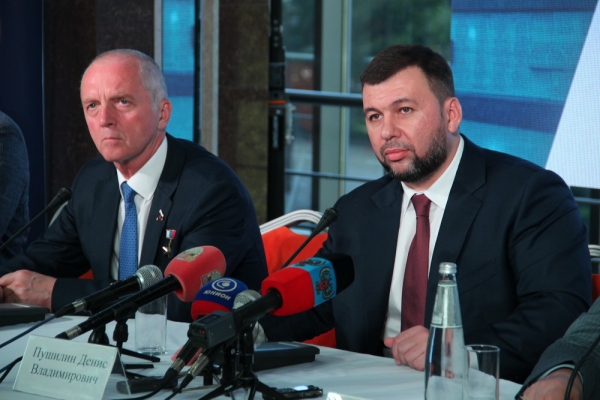 «Навсегда»: члены «Единой России» ответили на главный вопрос в Донецке (ФОТО)