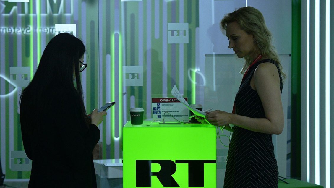 Суд удовлетворил иск RT и Красовского к Гозману и "Новой газете" Суд удовлетворил иск RT и Красовского к Гозману и "Новой газете"