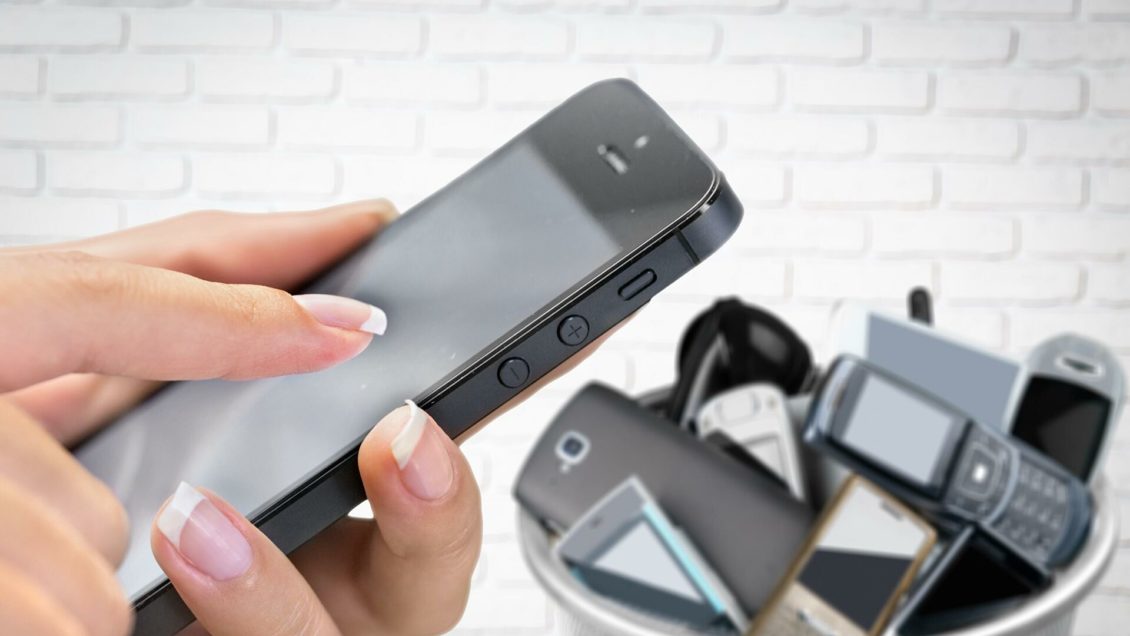 Смартфон на выброс. Почему техника стала неремонтопригодной