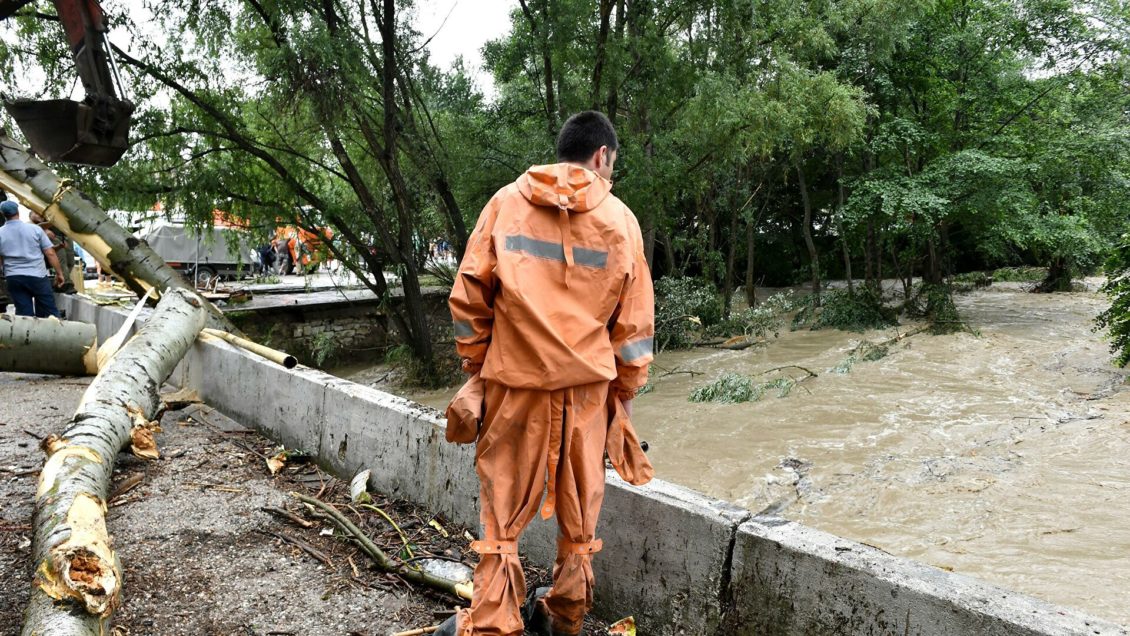 Мэр Евпатории заявил об угрозе возникновения чрезвычайной ситуации Мэр Евпатории заявил об угрозе возникновения чрезвычайной ситуации