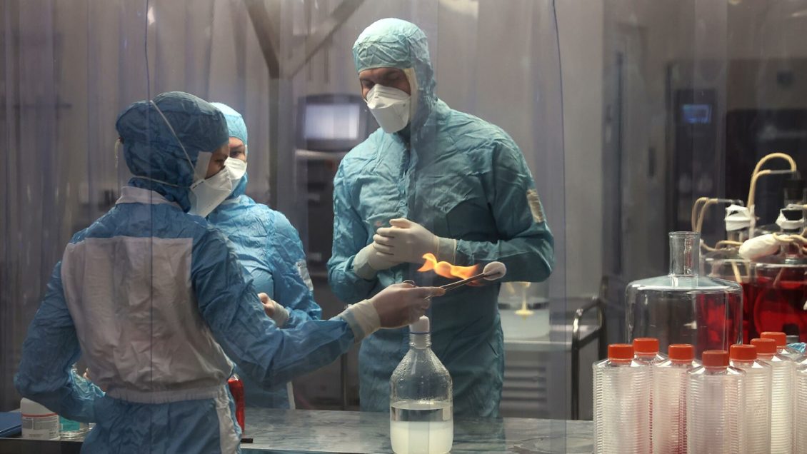 Почему заболевают привитые от COVID-19. Ученые раскрыли статистику Почему заболевают привитые от COVID-19. Ученые раскрыли статистику