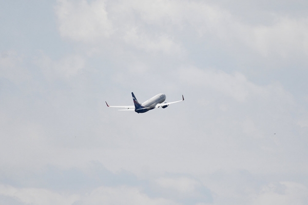 Летевший из Москвы в Лиссабон Boeing 737 вернулся в Шереметьево Летевший из Москвы в Лиссабон Boeing 737 вернулся в Шереметьево