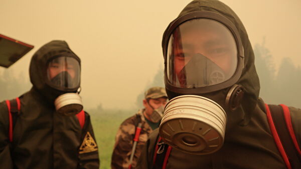 Дым от пожаров в Якутии прошел вдоль Байкала и накрыл Иркутск Дым от пожаров в Якутии прошел вдоль Байкала и накрыл Иркутск