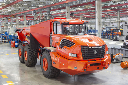 «КамАз» выпустил самосвал с автопилотом