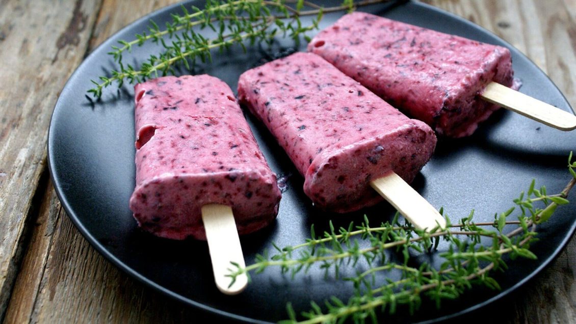 Врач рассказал, кому нельзя перегреваться в жару Врач рассказал, кому нельзя перегреваться в жару