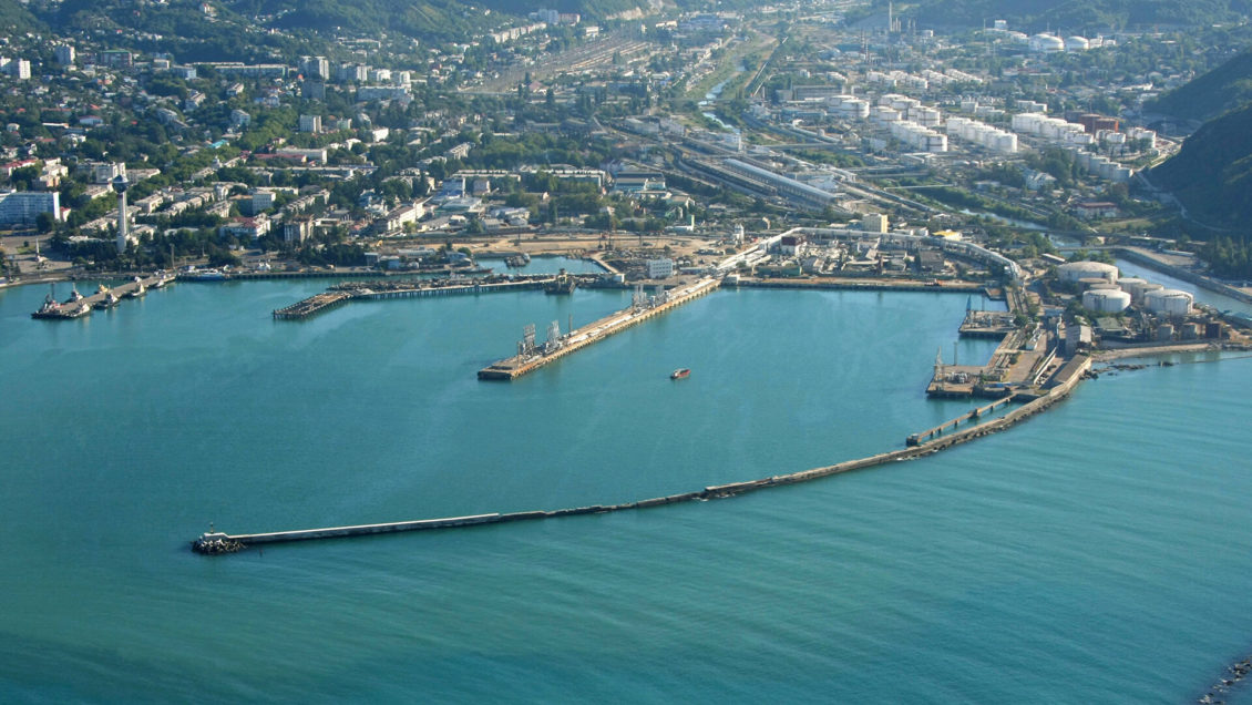 Из больниц в Туапсе выписали 26 отравившихся в поезде детей Из больниц в Туапсе выписали 26 отравившихся в поезде детей