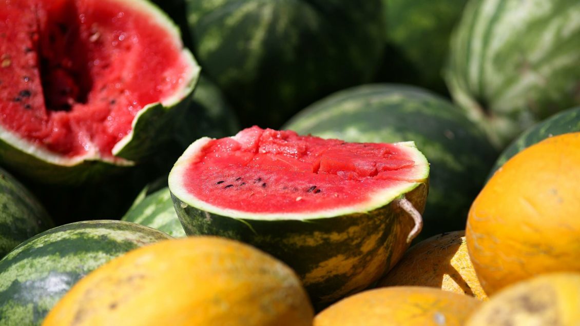 Диетолог рассказала, как правильно есть дыню Диетолог рассказала, как правильно есть дыню