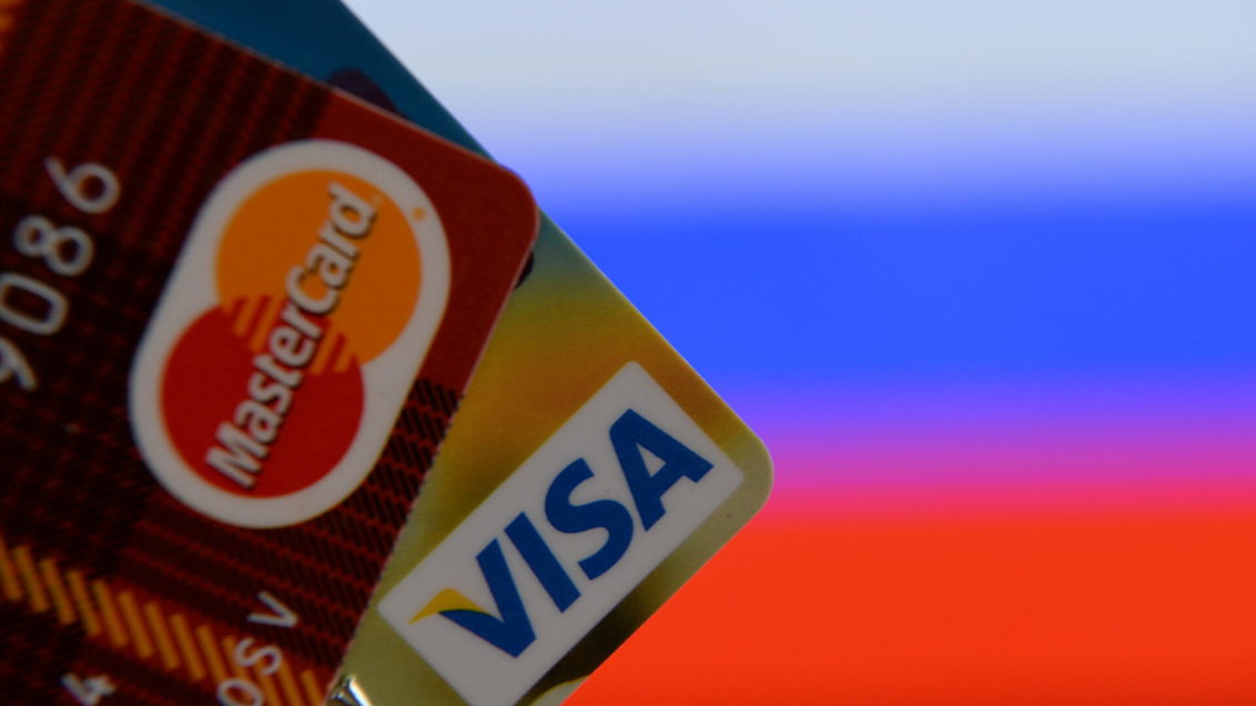 Эксперт оценил вероятность отключения Wildberries от Visa и Mastercard