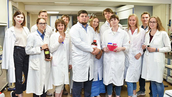 В России изучили поведение наночастиц в живых клетках В России изучили поведение наночастиц в живых клетках