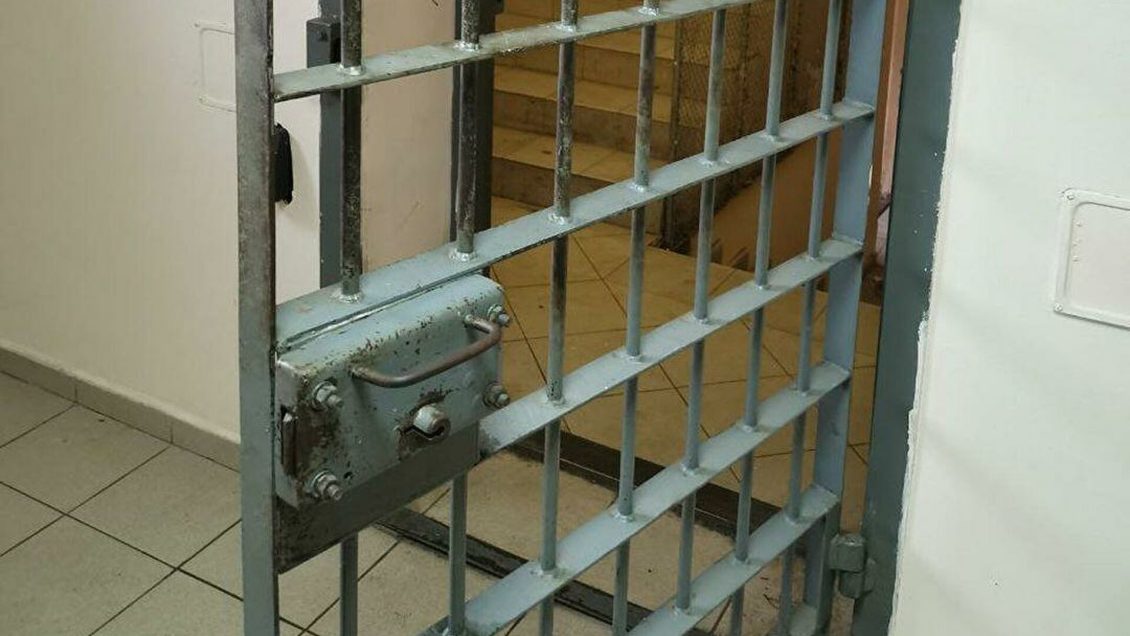 СК рассказал, как сотрудники изолятора в Истре помогли сбежать заключенным СК рассказал, как сотрудники изолятора в Истре помогли сбежать заключенным