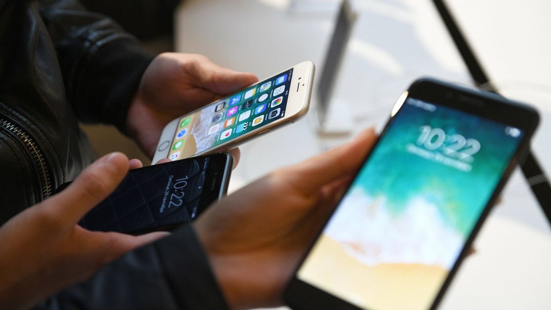 Эксперты опровергли миф о темном режиме для смартфона Эксперты опровергли миф о темном режиме для смартфона