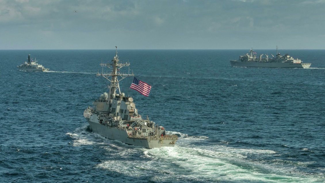 ВМС США в ходе учений уничтожили свой списанный фрегат Ingraham