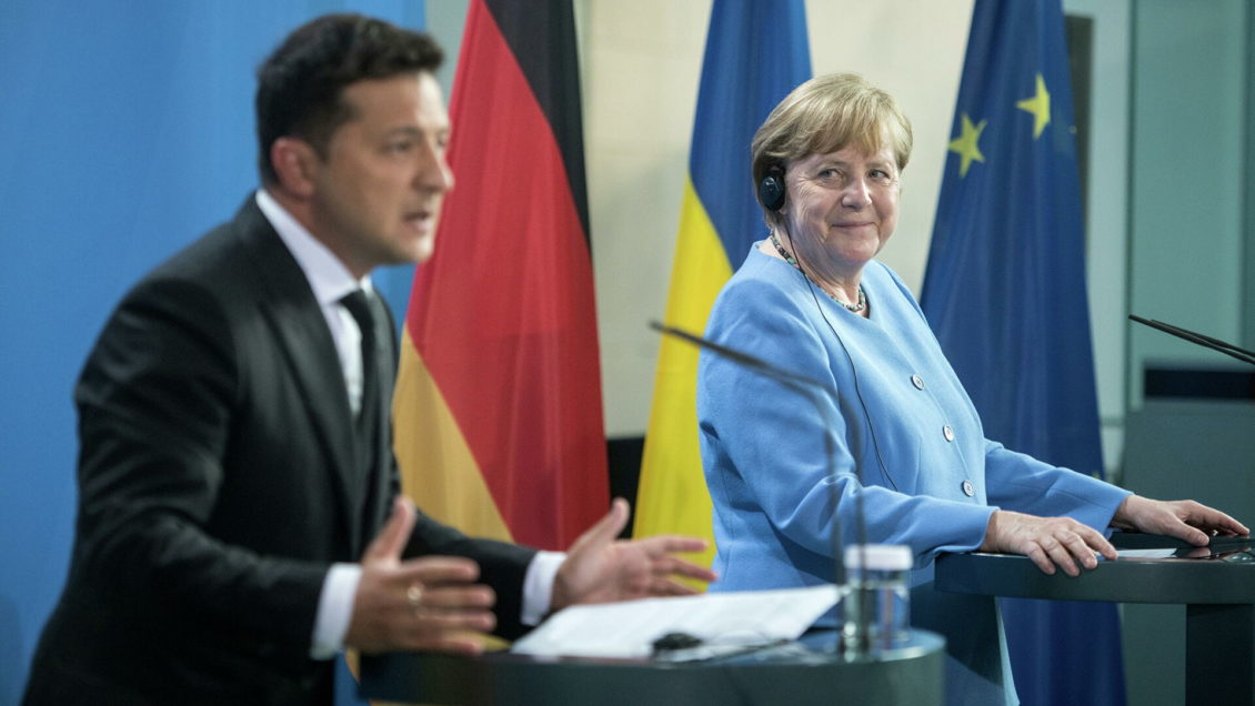 Политолог оценил вероятность снятия с России санкций Евросоюза