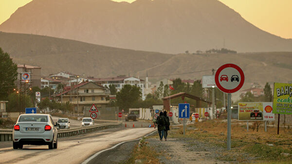 Telegraph: Джонсон на встрече G7 призовет Байдена отсрочить вывод войск США из Афганистана