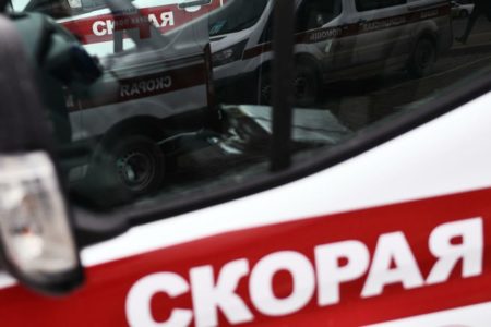 Пьяный житель Омска 57 раз ударил ножом девушку-инвалида из-за шутки