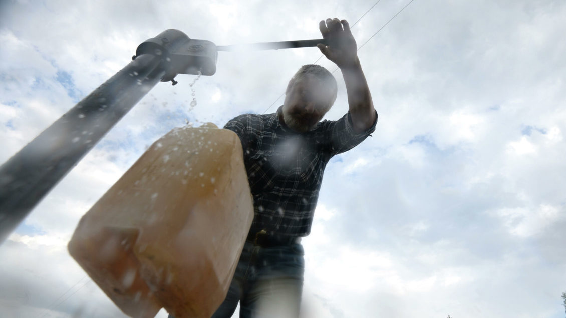 Врач рассказала, насколько опасна ржавая вода из-под крана Врач рассказала, насколько опасна ржавая вода из-под крана