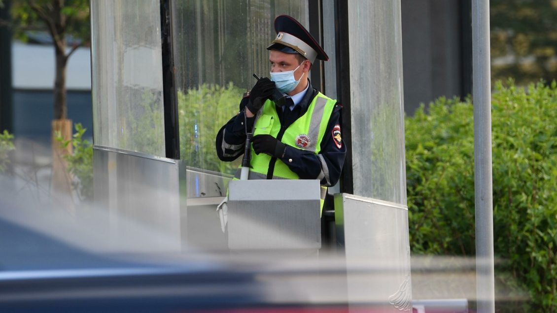 В Кирове шесть человек пострадали, когда автомобиль вылетел на тротуар В Кирове шесть человек пострадали, когда автомобиль вылетел на тротуар