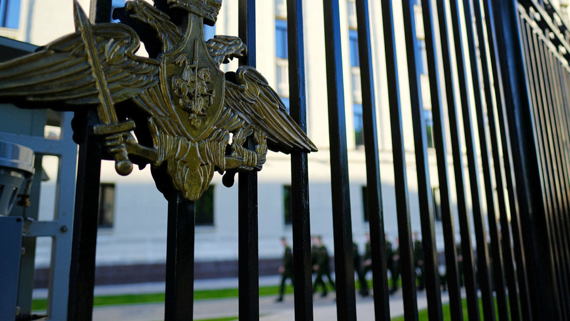 Рогозин объяснил причину иска Минобороны к производителю "Союзов" Рогозин объяснил причину иска Минобороны к производителю "Союзов"