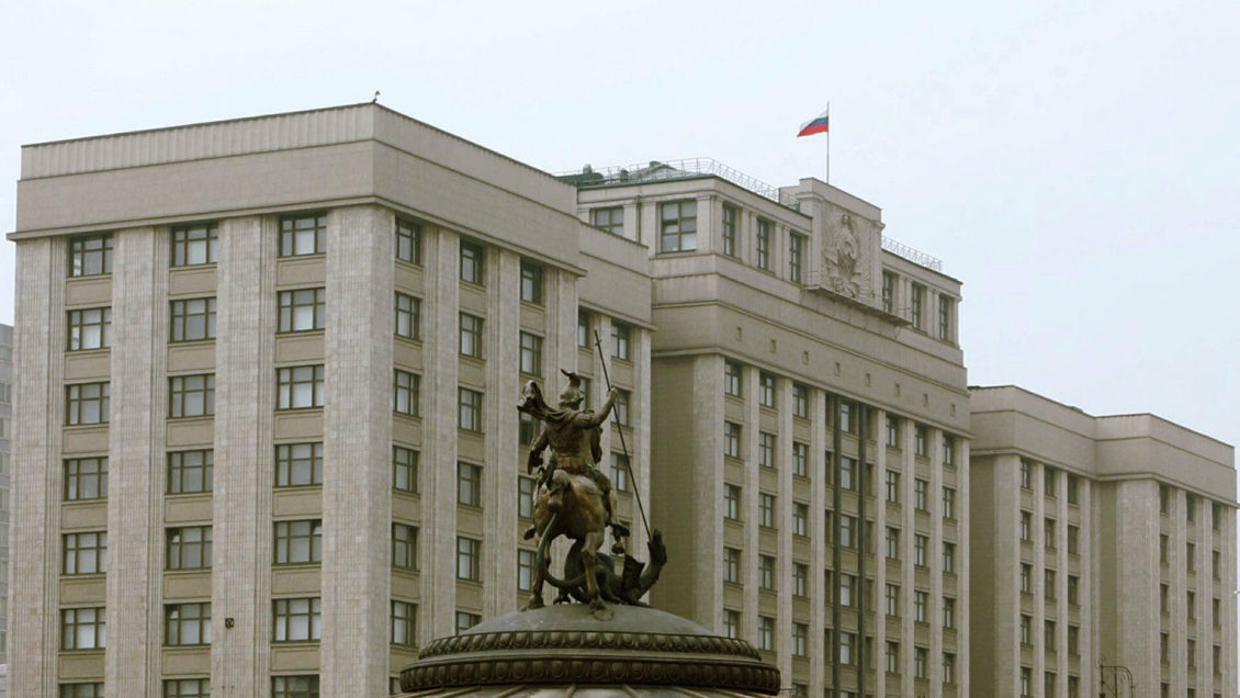 В Госдуму внесли проект об утверждении президентом сделок с акциями ОПК