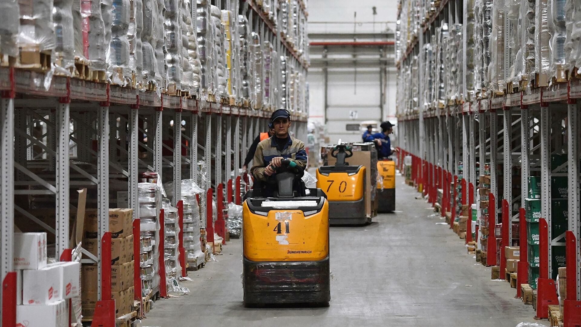 Названы регионы-лидеры по потребительскому спросу