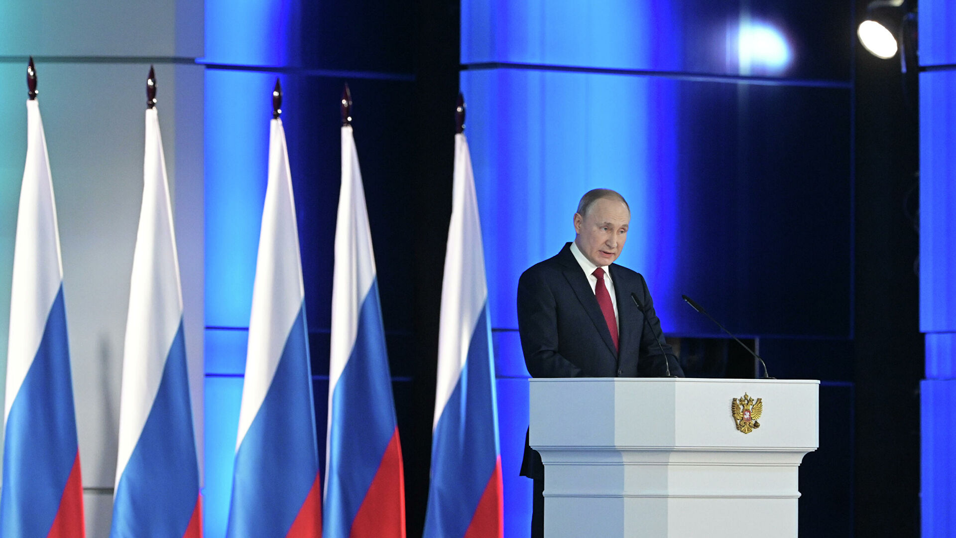 Названы регионы-лидеры по потребительскому спросу