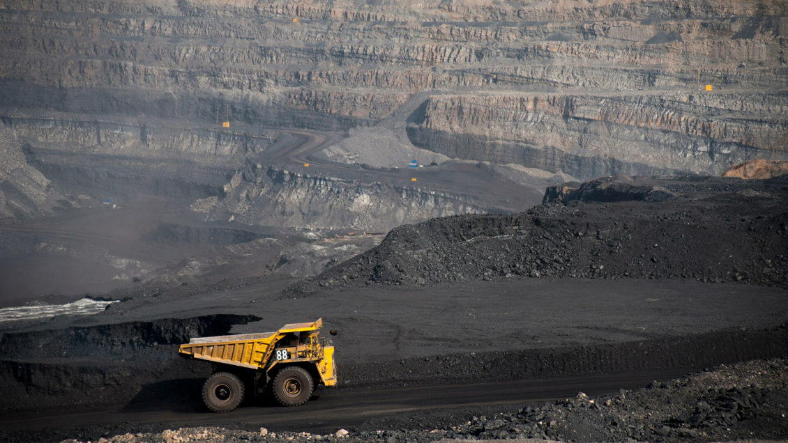 В России создают уникальную "нервную систему" для угледобывающих шахт В России создают уникальную "нервную систему" для угледобывающих шахт