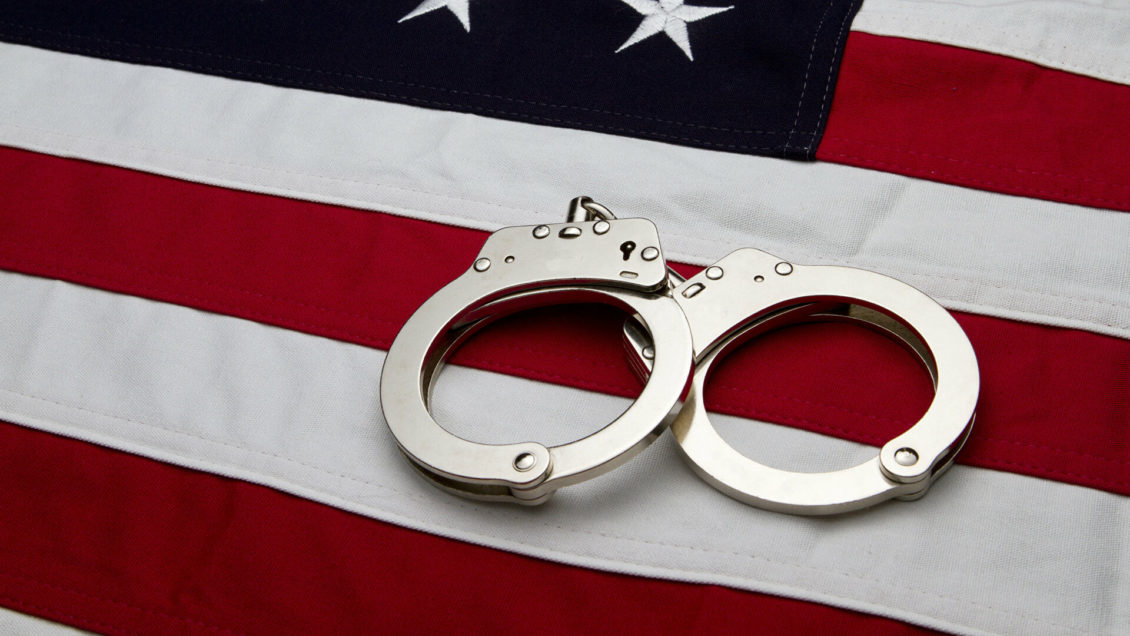 CNN: мультимиллионер Дерст признан виновным в убийстве более чем 20-летней давности CNN: мультимиллионер Дерст признан виновным в убийстве более чем 20-летней давности