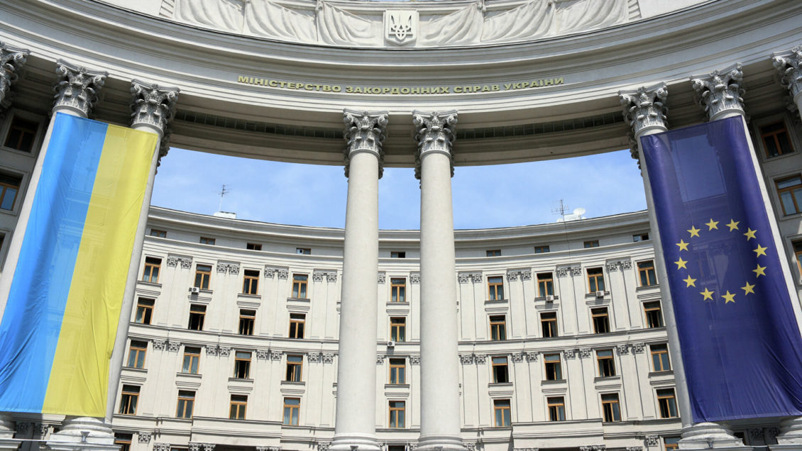 Мэр Киева Кличко сравнил СНБО Украины с большевистским ЧК по количеству полномочий Мэр Киева Кличко сравнил СНБО Украины с большевистским ЧК по количеству полномочий