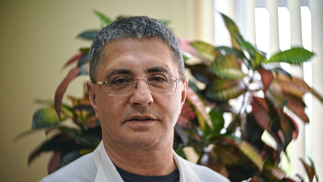 Врач рассказала, какие прививки нужны взрослым Врач рассказала, какие прививки нужны взрослым