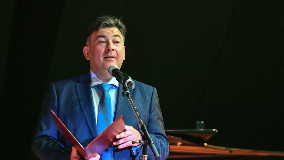 На библиотеки и детские театры выделили 1,9 миллиарда рублей