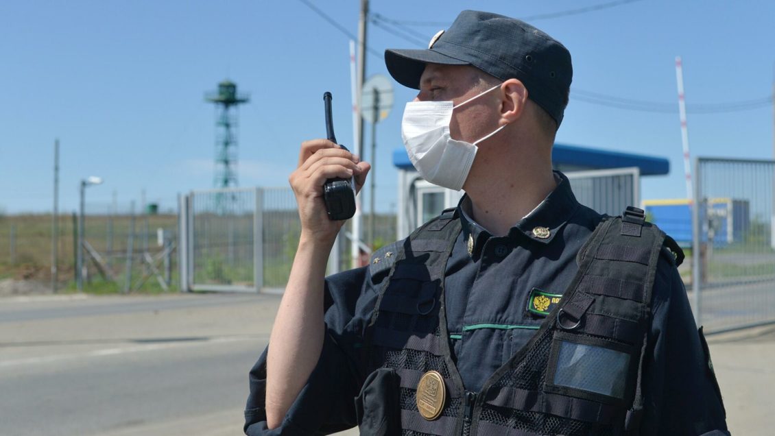 Дагестанские пограничники не задерживали лидера "Мужского государства" Дагестанские пограничники не задерживали лидера "Мужского государства"