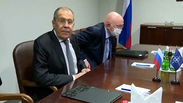 Эксперты: Россия может ввести санкции против стран НАТО за размещение баз на Украине