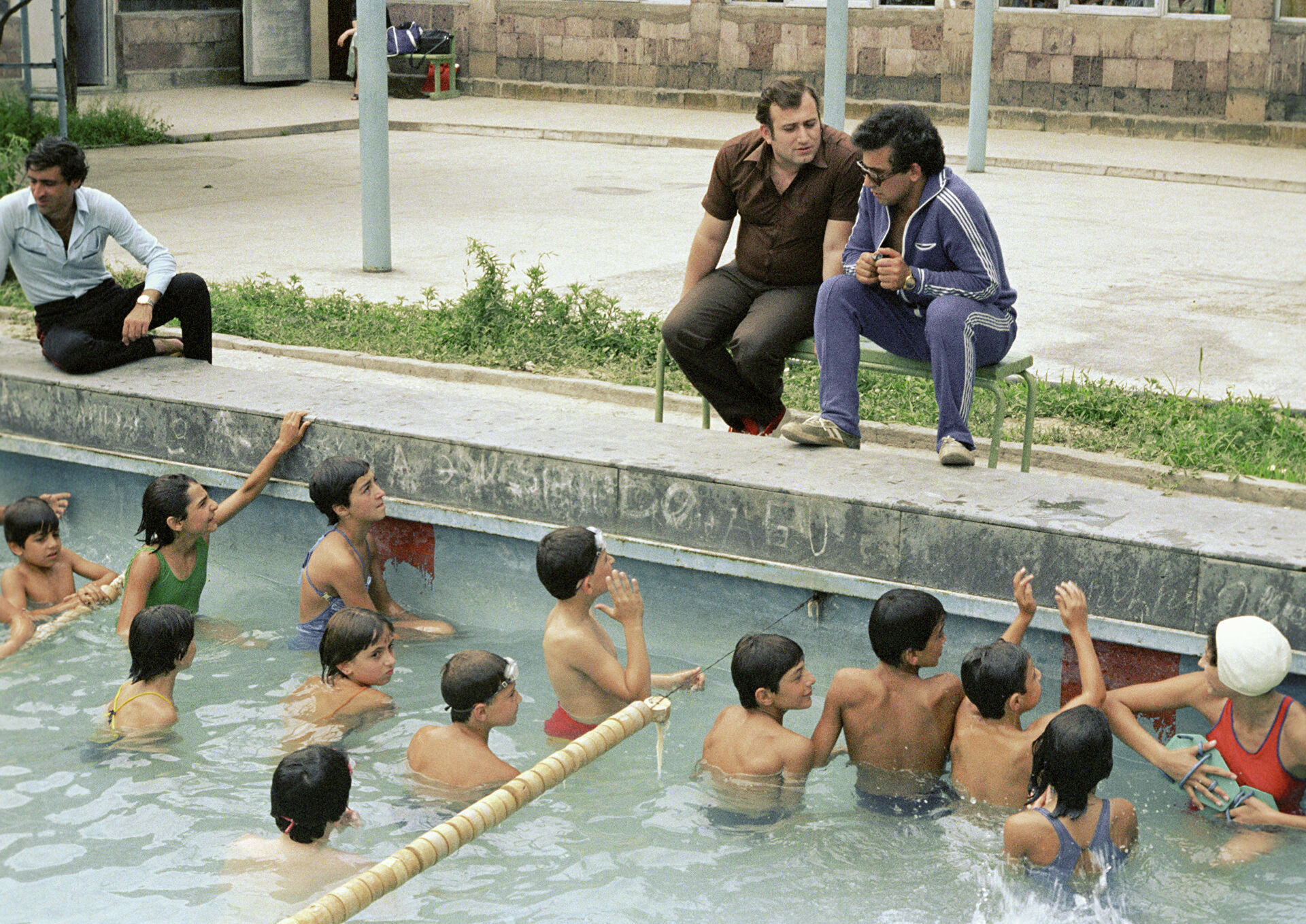 Он спас 20 человек от неминуемой смерти: подвиг пловца Шаварша Карапетяна Он спас 20 человек от неминуемой смерти: подвиг пловца Шаварша Карапетяна